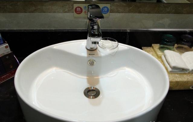 Jinan Yue Ming Xuan Hotel Τζινάν Εξωτερικό φωτογραφία