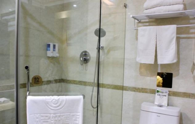 Jinan Yue Ming Xuan Hotel Τζινάν Εξωτερικό φωτογραφία